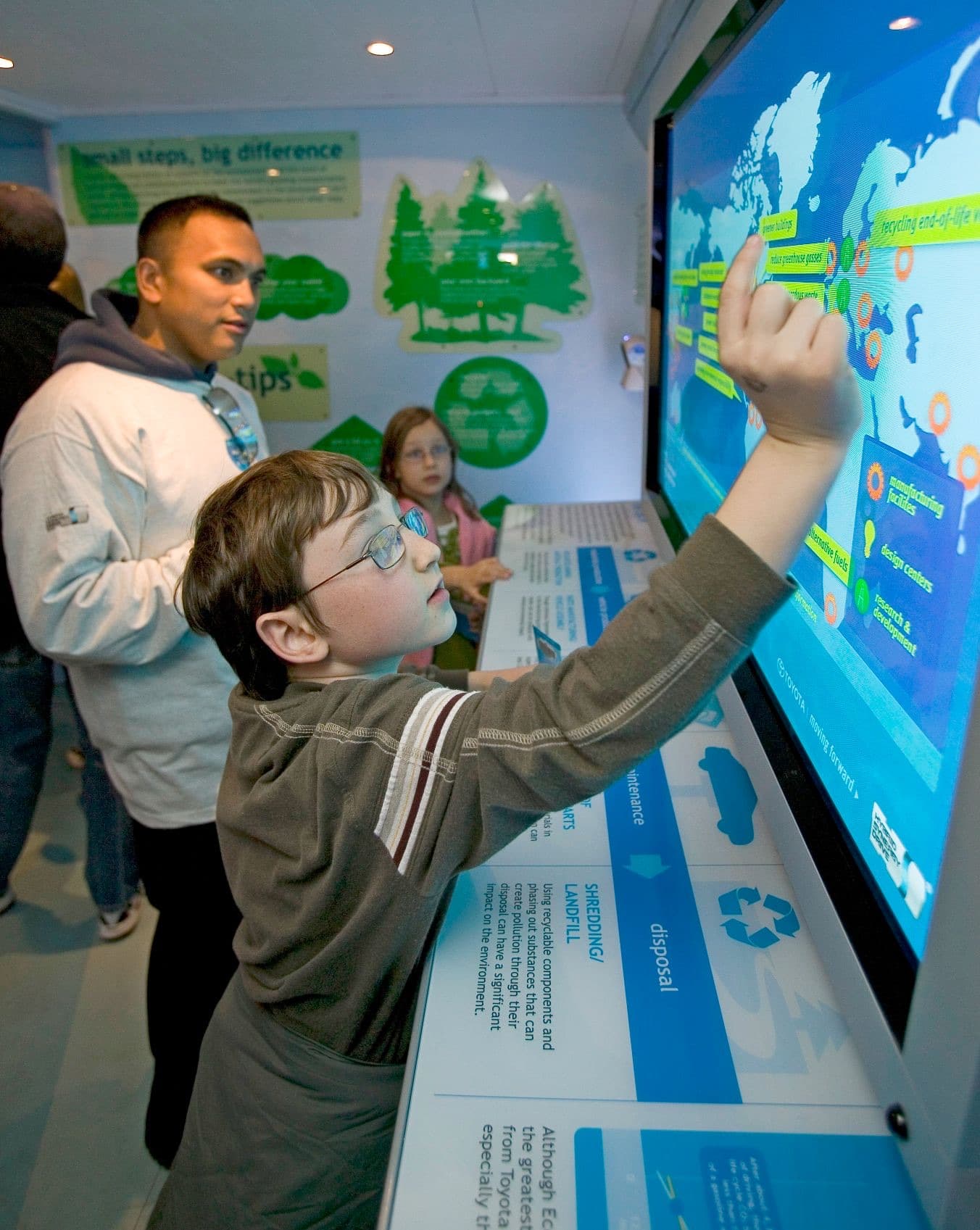 Toyota Highway to the Future: Mobile Hybrid Experience — image 10